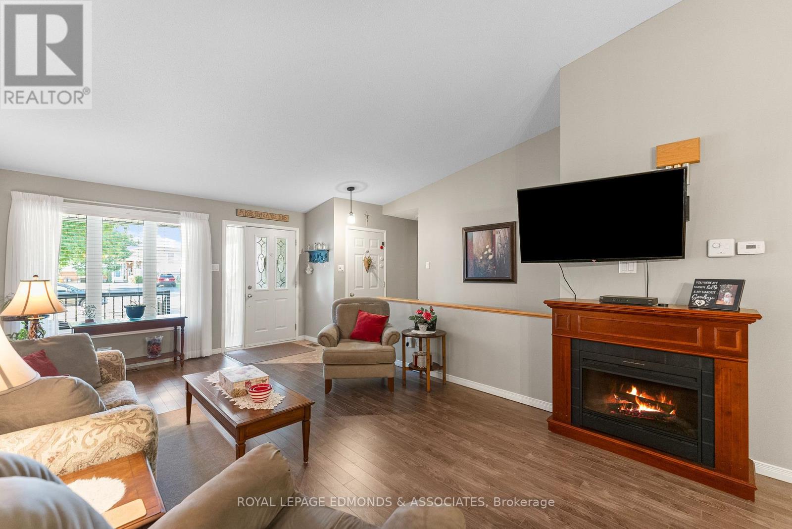 385 Morris Street, Pembroke, Ontario  K8A 8P4 - Photo 11 - X12370144