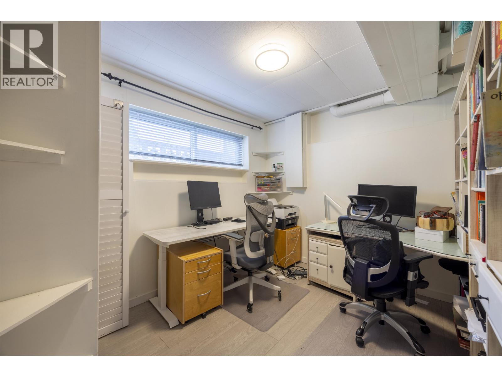 Listing Picture 21 of 24 : 128 N HOLDOM AVENUE, Burnaby / 本拿比 - 魯藝地產 Yvonne Lu Group - MLS Medallion Club Member