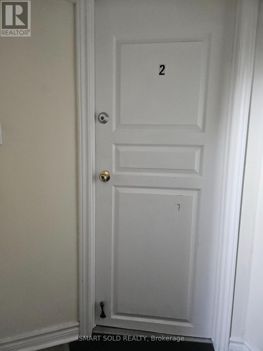 2 - 223 Browndale Cres Lower, Richmond Hill, Ontario  L4C 3H9 - Photo 2 - N12371457