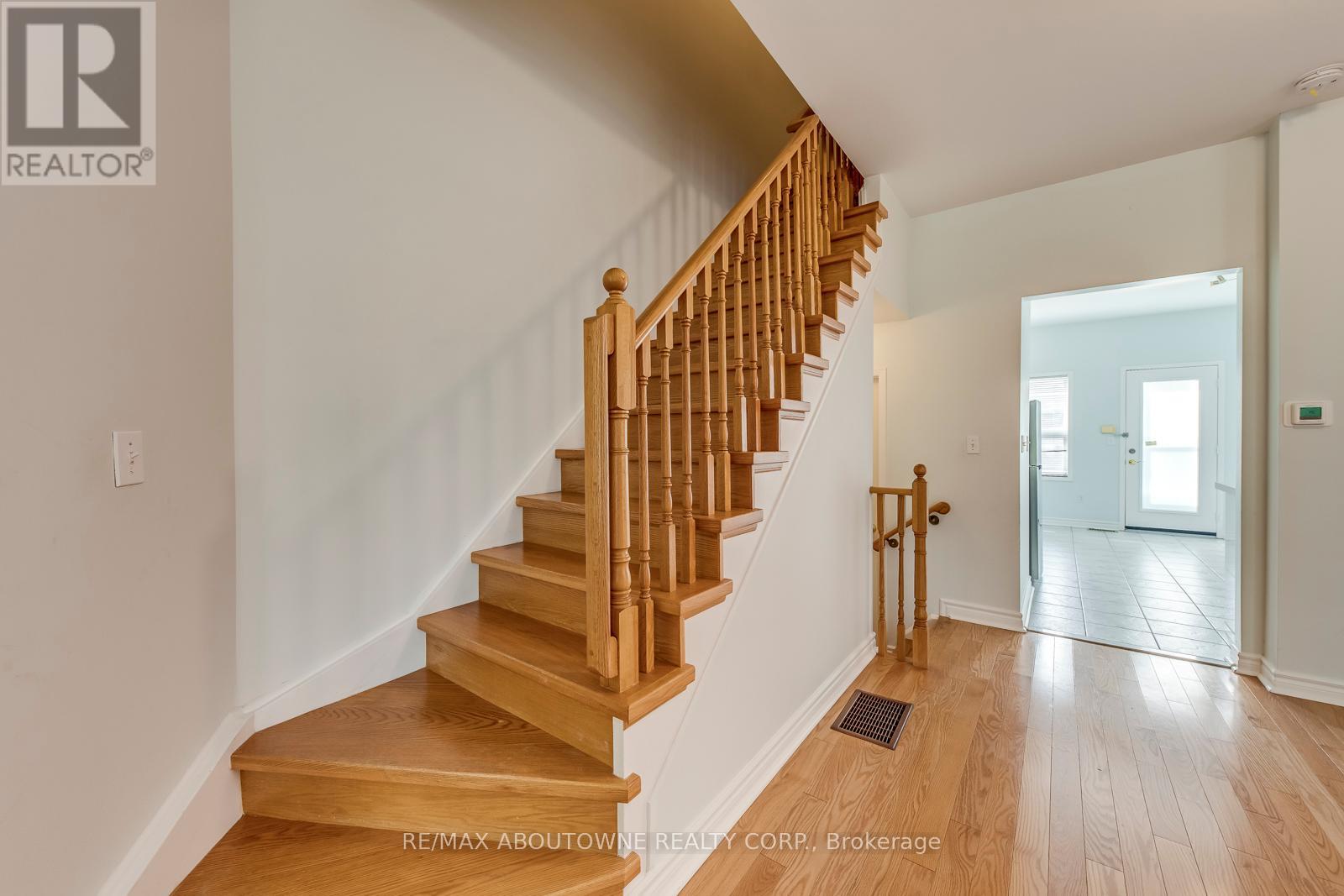 83 Bur Oak Avenue, Markham, Ontario  L6C 2E6 - Photo 23 - N12366798