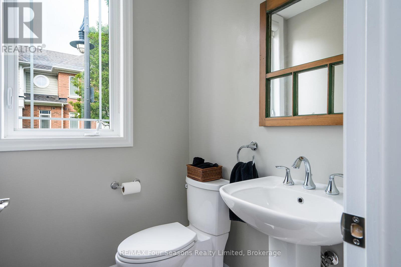 13 Westmount Mews, Collingwood, Ontario  L9Y 0J9 - Photo 28 - S12370953