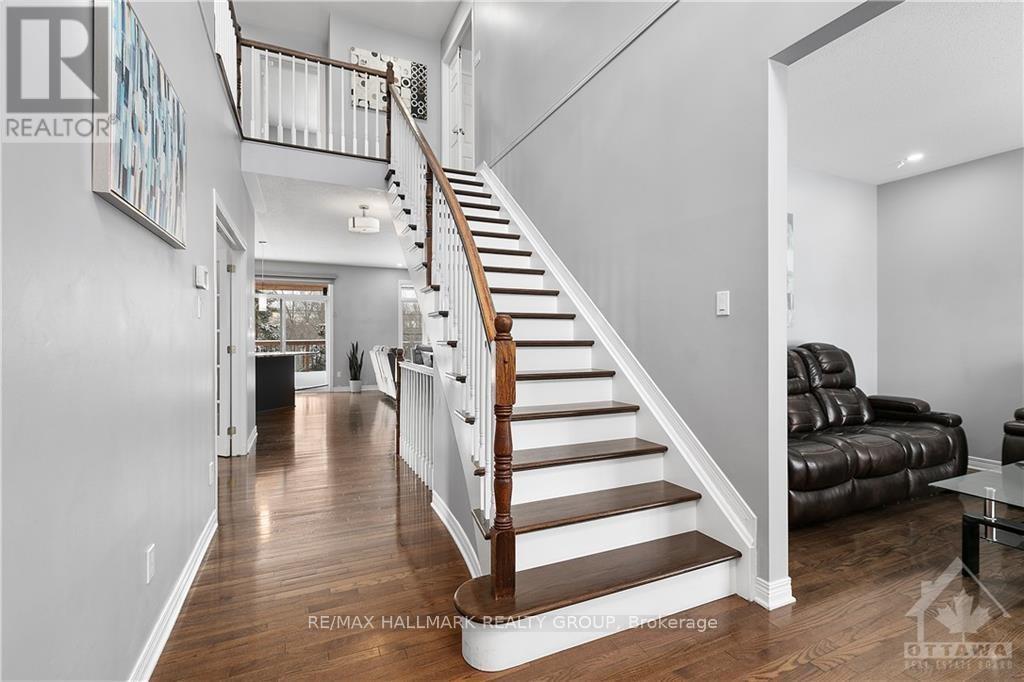 4464 Shoreline Drive, Ottawa, Ontario  K1V 1R7 - Photo 2 - X12371487