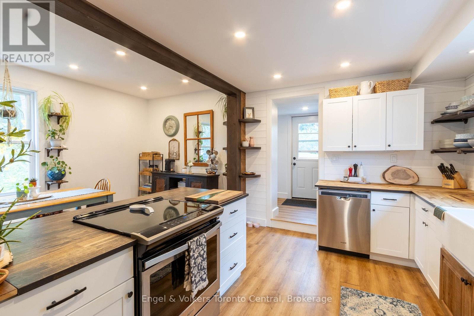 67 Ontario Street, Bracebridge, Ontario  P1L 2A3 - Photo 5 - X12371467