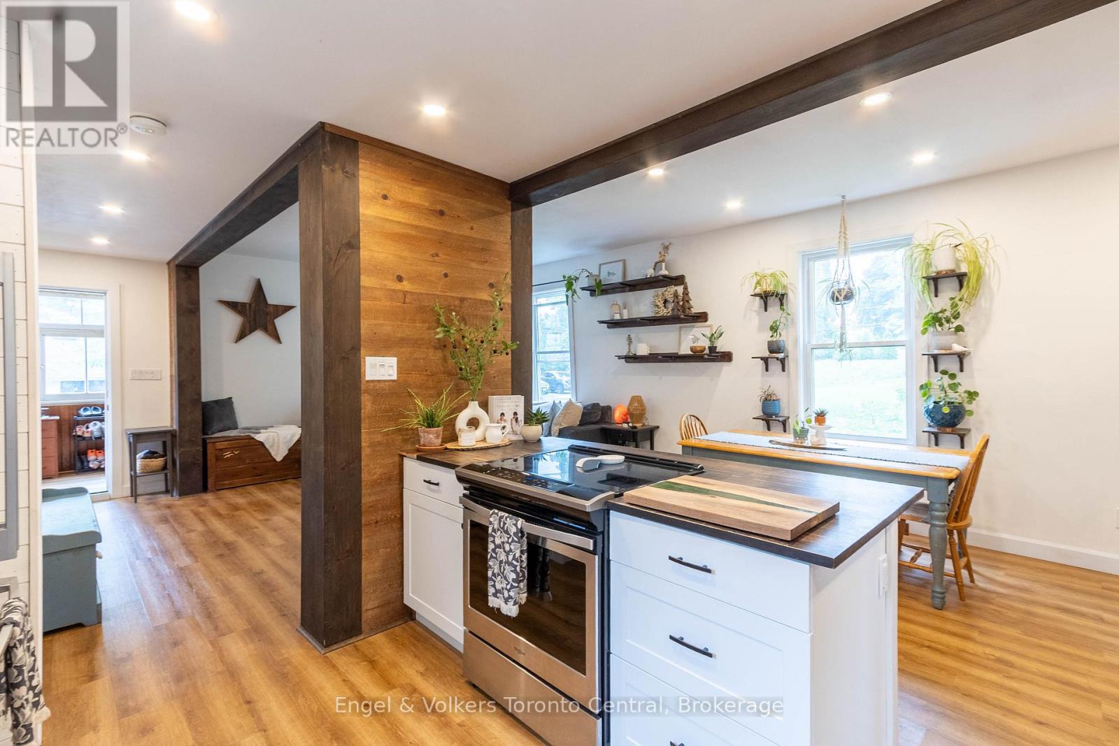 67 Ontario Street, Bracebridge, Ontario  P1L 2A3 - Photo 7 - X12371467