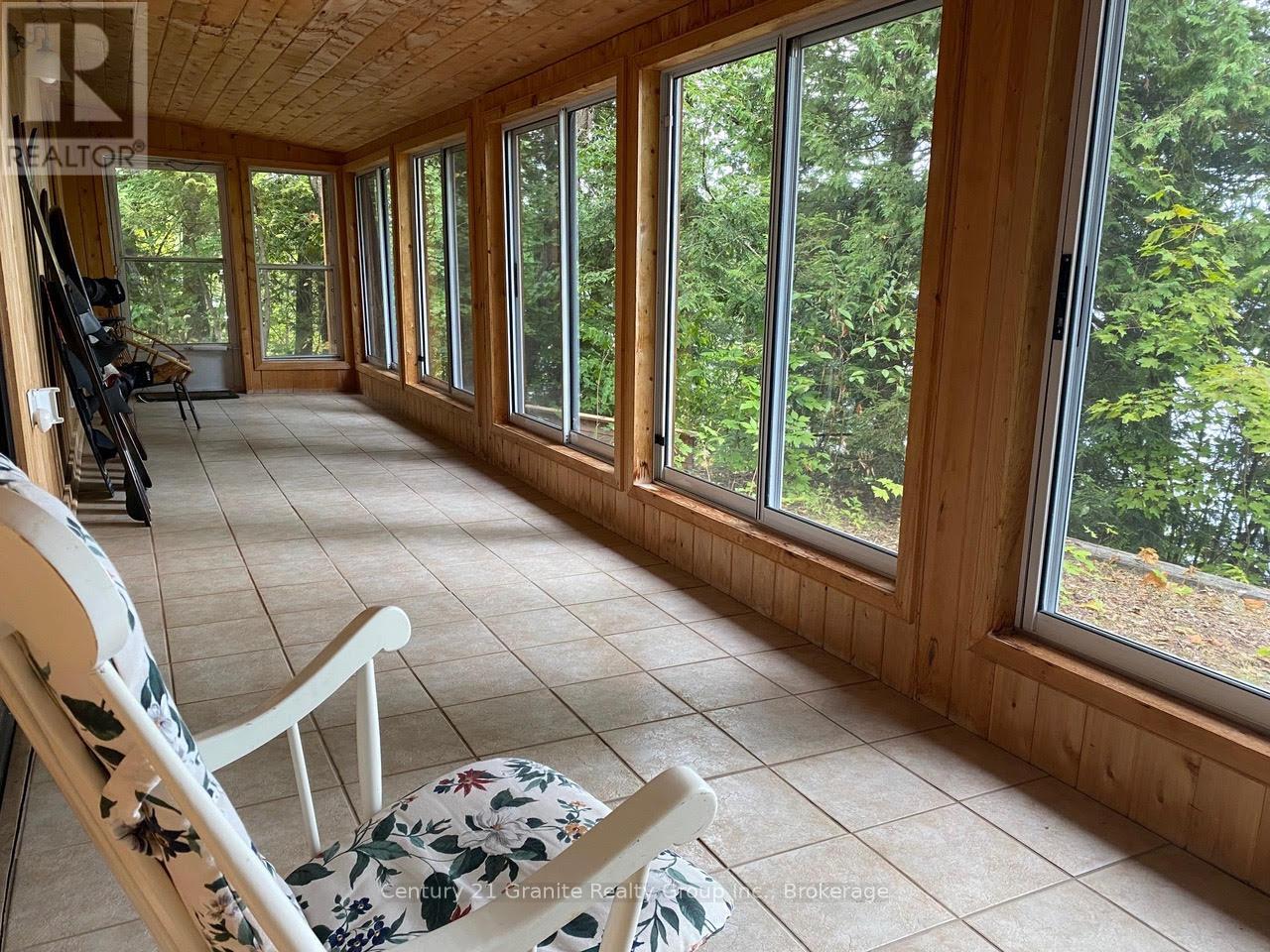 1119 Wampum Road, Dysart Et Al, Ontario  K0M 1S0 - Photo 16 - X12371488