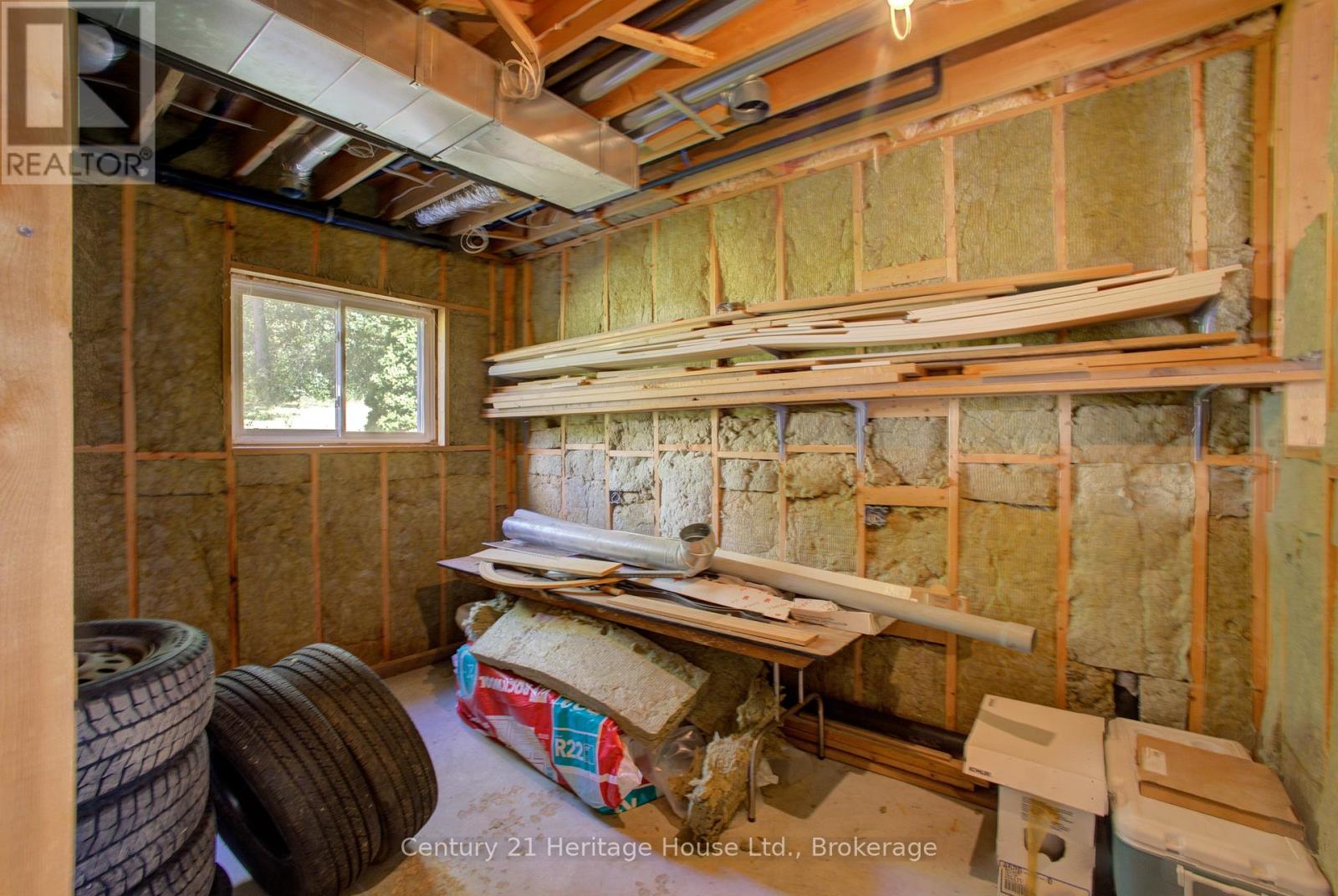 323179 Durham Road E, West Grey, Ontario  N0G 1R0 - Photo 37 - X12371489