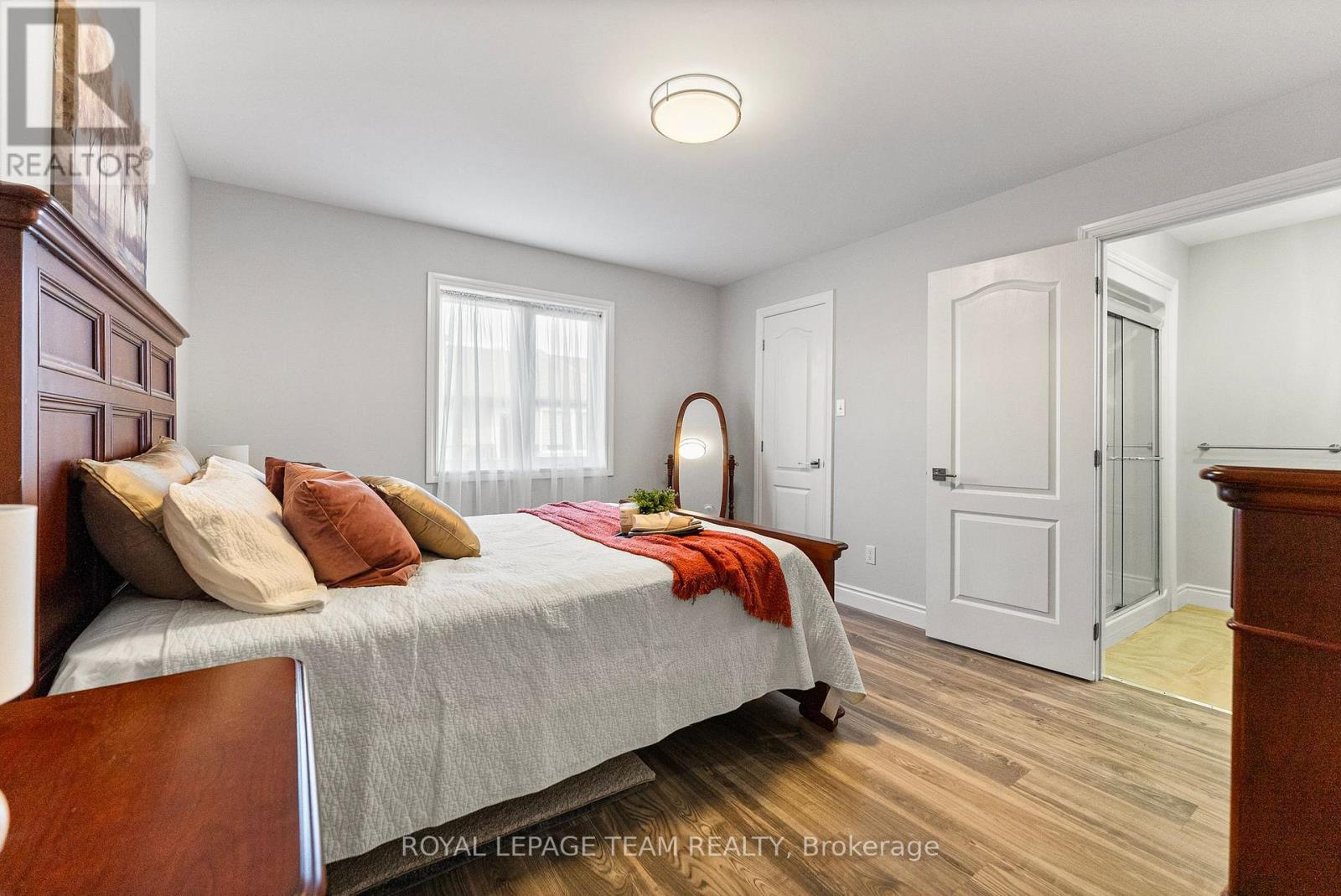 429 Gillan Road, Renfrew, Ontario  K7V 0B1 - Photo 13 - X12371501