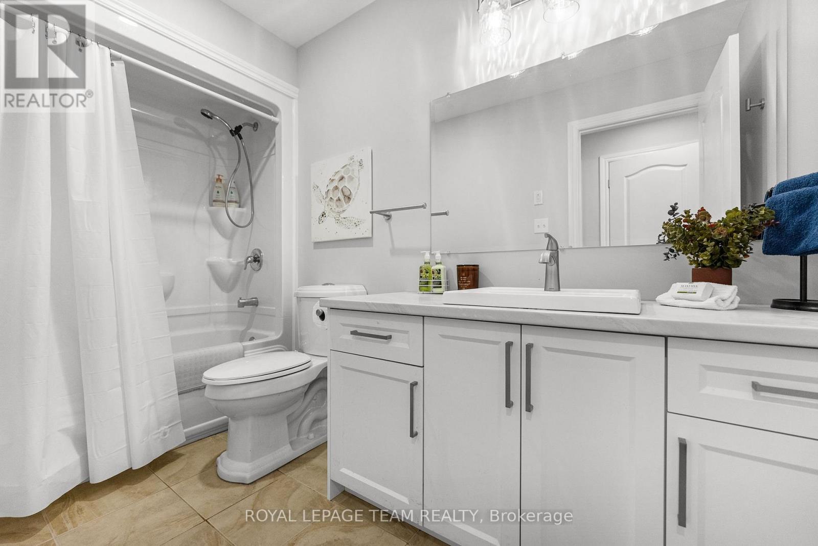 429 Gillan Road, Renfrew, Ontario  K7V 0B1 - Photo 15 - X12371501