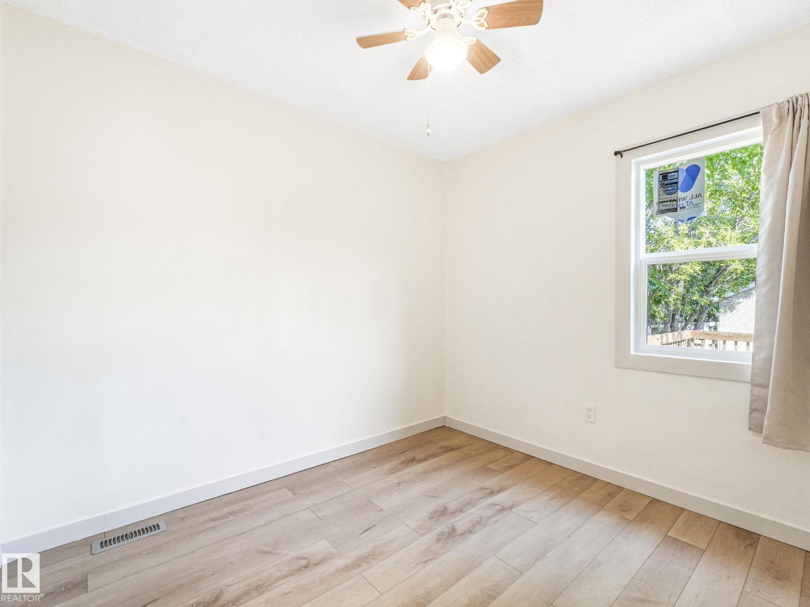 11927 95a St Nw, Edmonton, Alberta  T5G 1R4 - Photo 11 - E4455415