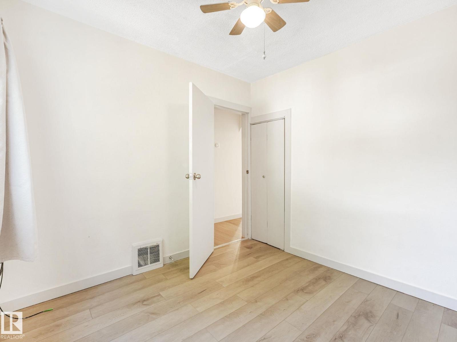 11927 95a St Nw, Edmonton, Alberta  T5G 1R4 - Photo 12 - E4455415