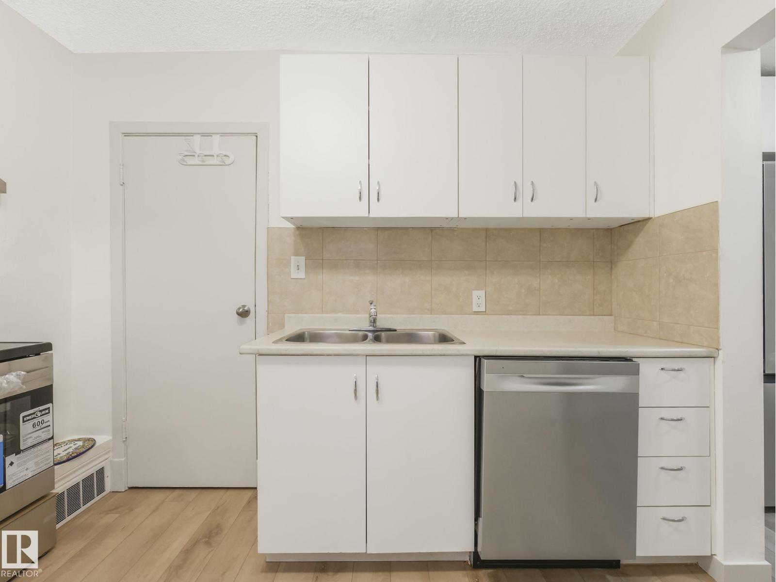 11927 95a St Nw, Edmonton, Alberta  T5G 1R4 - Photo 17 - E4455415