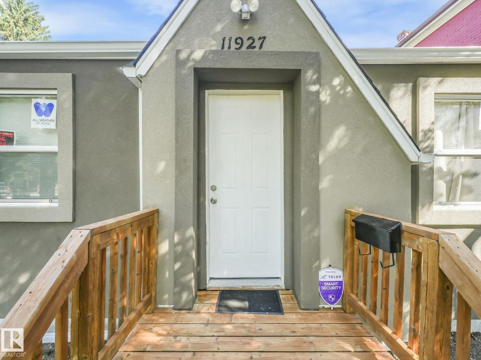 11927 95a St Nw, Edmonton, Alberta  T5G 1R4 - Photo 2 - E4455415