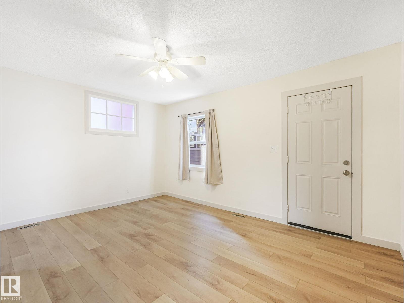 11927 95a St Nw, Edmonton, Alberta  T5G 1R4 - Photo 3 - E4455415