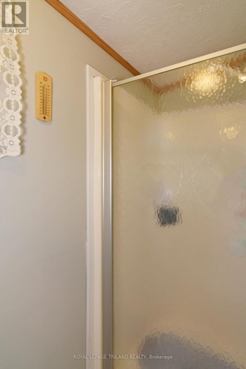 7 - 9385 Ipperwash Road, Lambton Shores, Ontario  N0N 1J3 - Photo 22 - X12371528