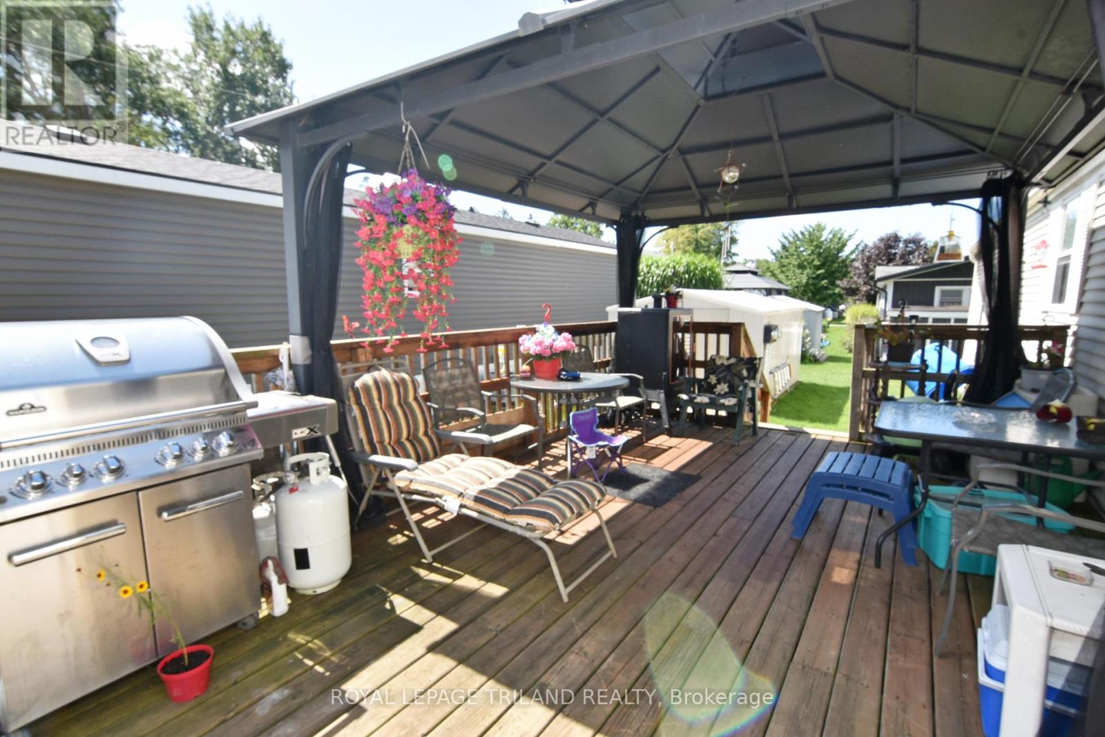 7 - 9385 Ipperwash Road, Lambton Shores, Ontario  N0N 1J3 - Photo 6 - X12371528