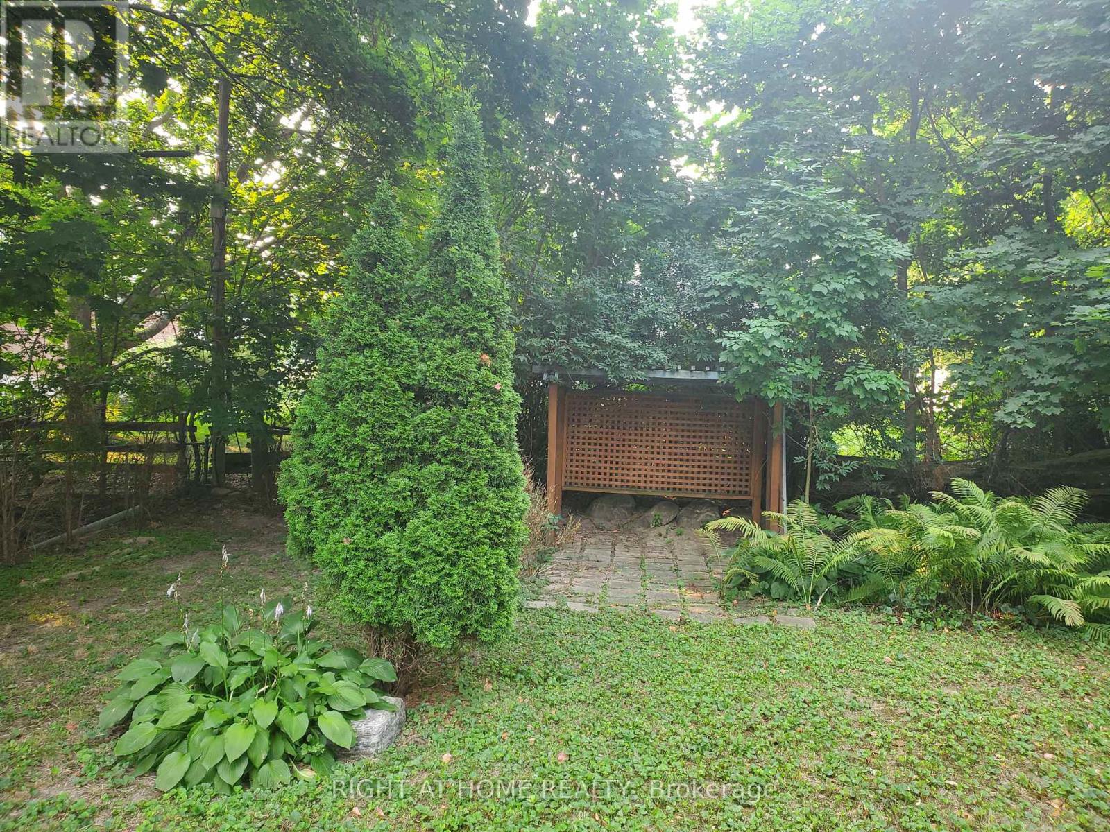 56 Don Mor Drive, Newmarket, Ontario  L3Y 1G7 - Photo 25 - N12367717