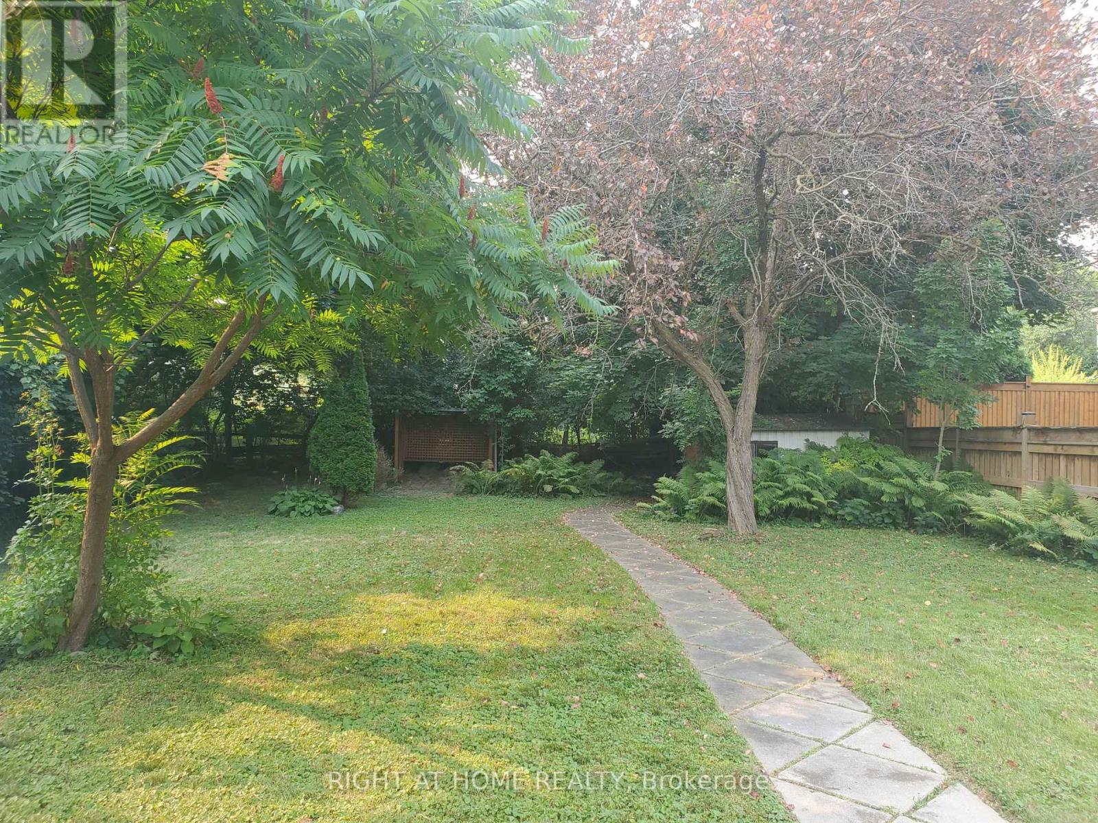 56 Don Mor Drive, Newmarket, Ontario  L3Y 1G7 - Photo 23 - N12367717
