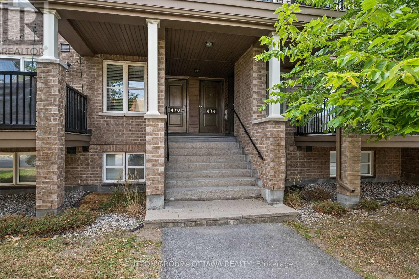 474 Clearbrook Drive, Ottawa, Ontario  K2J 5X5 - Photo 3 - X12371545