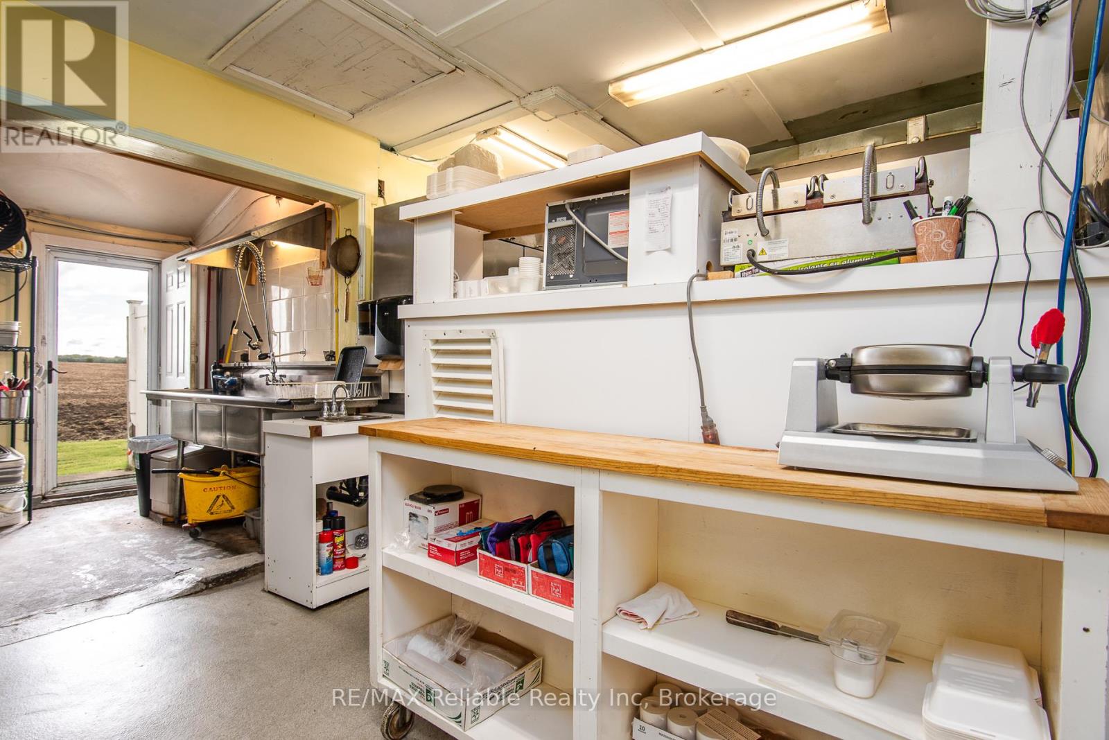 6 Kings Hwy 4, Huron East, Ontario  N0M 1J0 - Photo 34 - X12371523