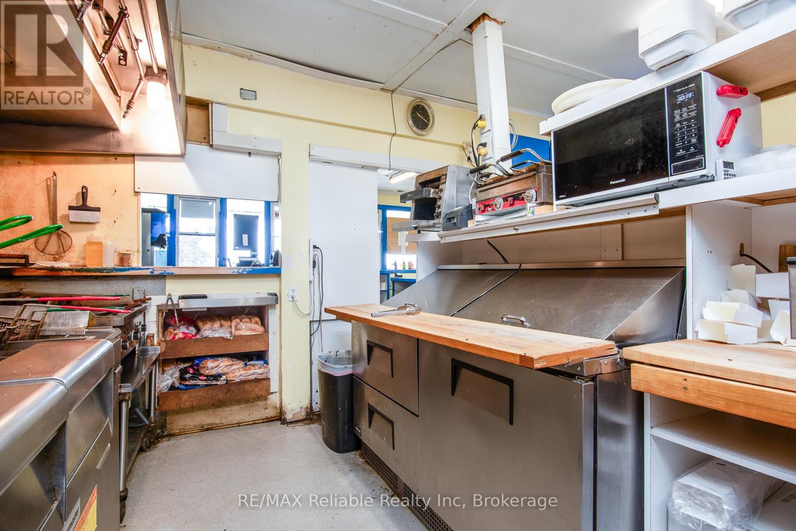 6 Kings Hwy 4, Huron East, Ontario  N0M 1J0 - Photo 43 - X12371523