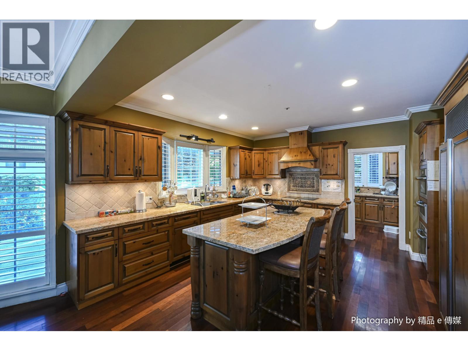 Listing Picture 9 of 24 : 1368 MINTO CRESCENT, Vancouver / 溫哥華 - 魯藝地產 Yvonne Lu Group - MLS Medallion Club Member