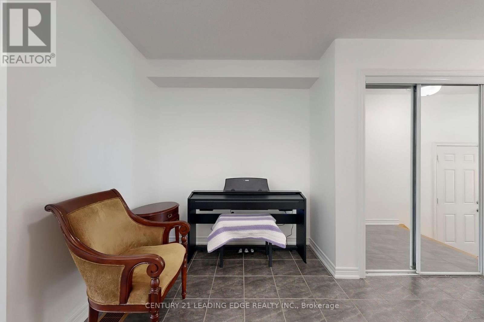Property at 12 PRINGDALE GARDENS CIRCLE image 5