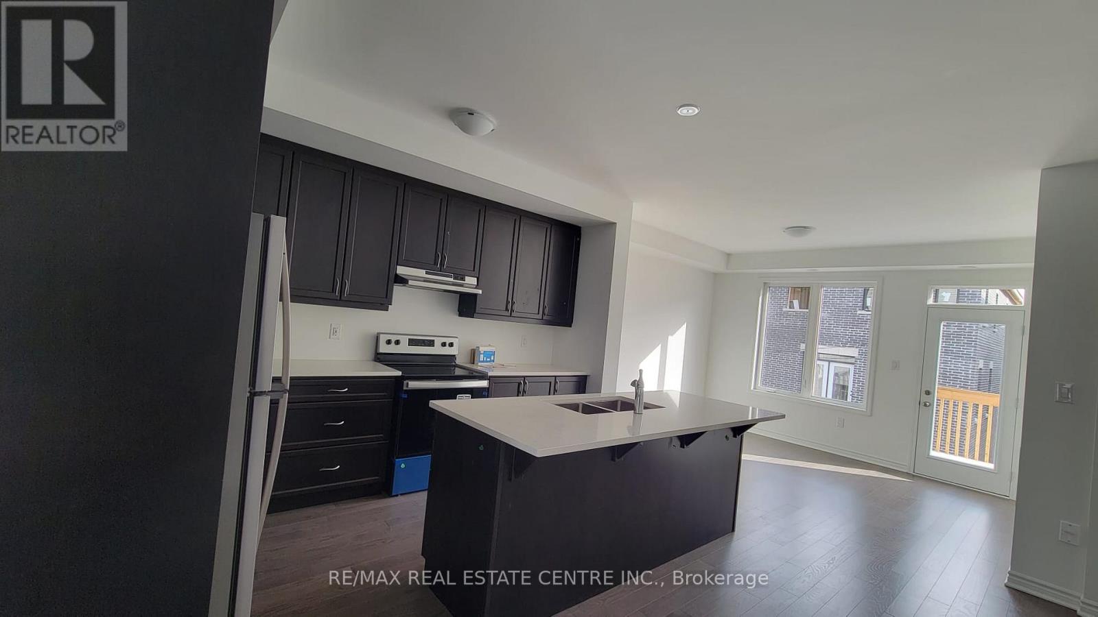 4078 Kadic Terrace, Mississauga, Ontario  L5M 2S8 - Photo 10 - W12371510