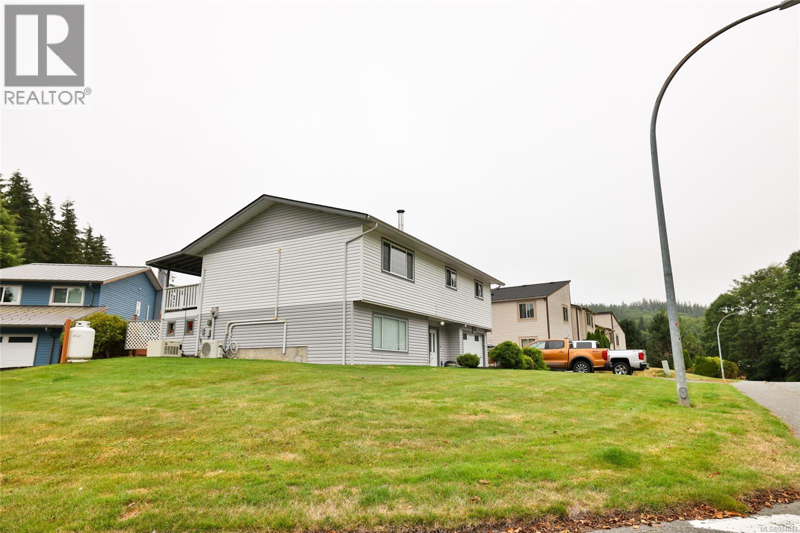 7111 Highland Dr, Port Hardy, British Columbia  V0N 2P0 - Photo 4 - 984841