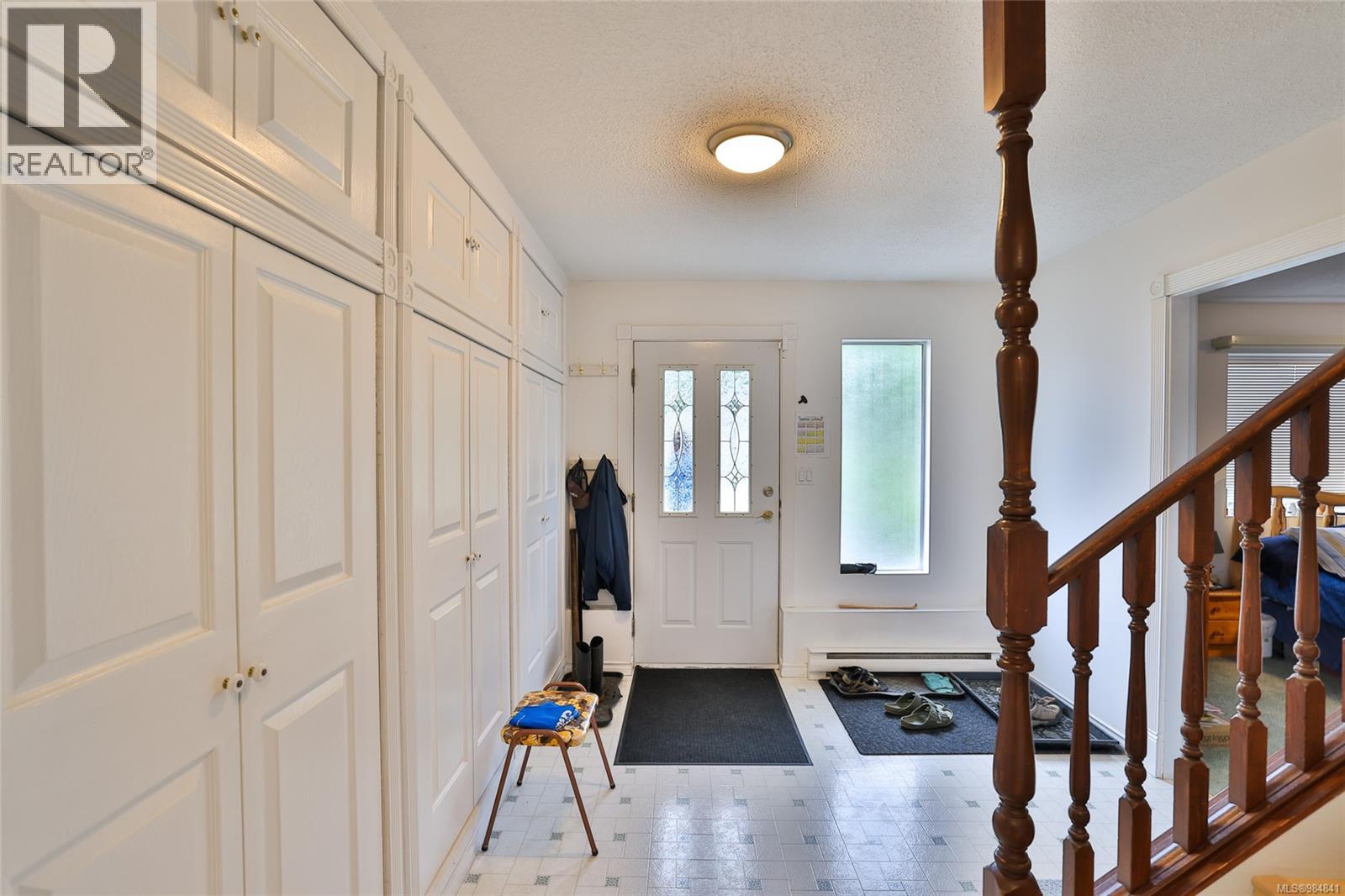 7111 Highland Dr, Port Hardy, British Columbia  V0N 2P0 - Photo 9 - 984841