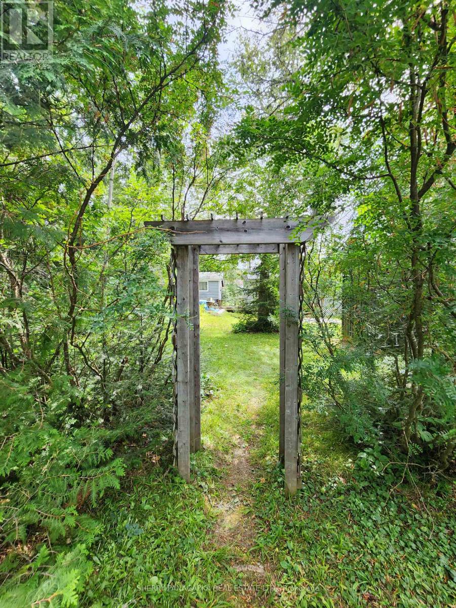 104 & 108 Fennah Road, Kirkland Lake (Kl Outside), Ontario  P0K 1T0 - Photo 26 - T12371374