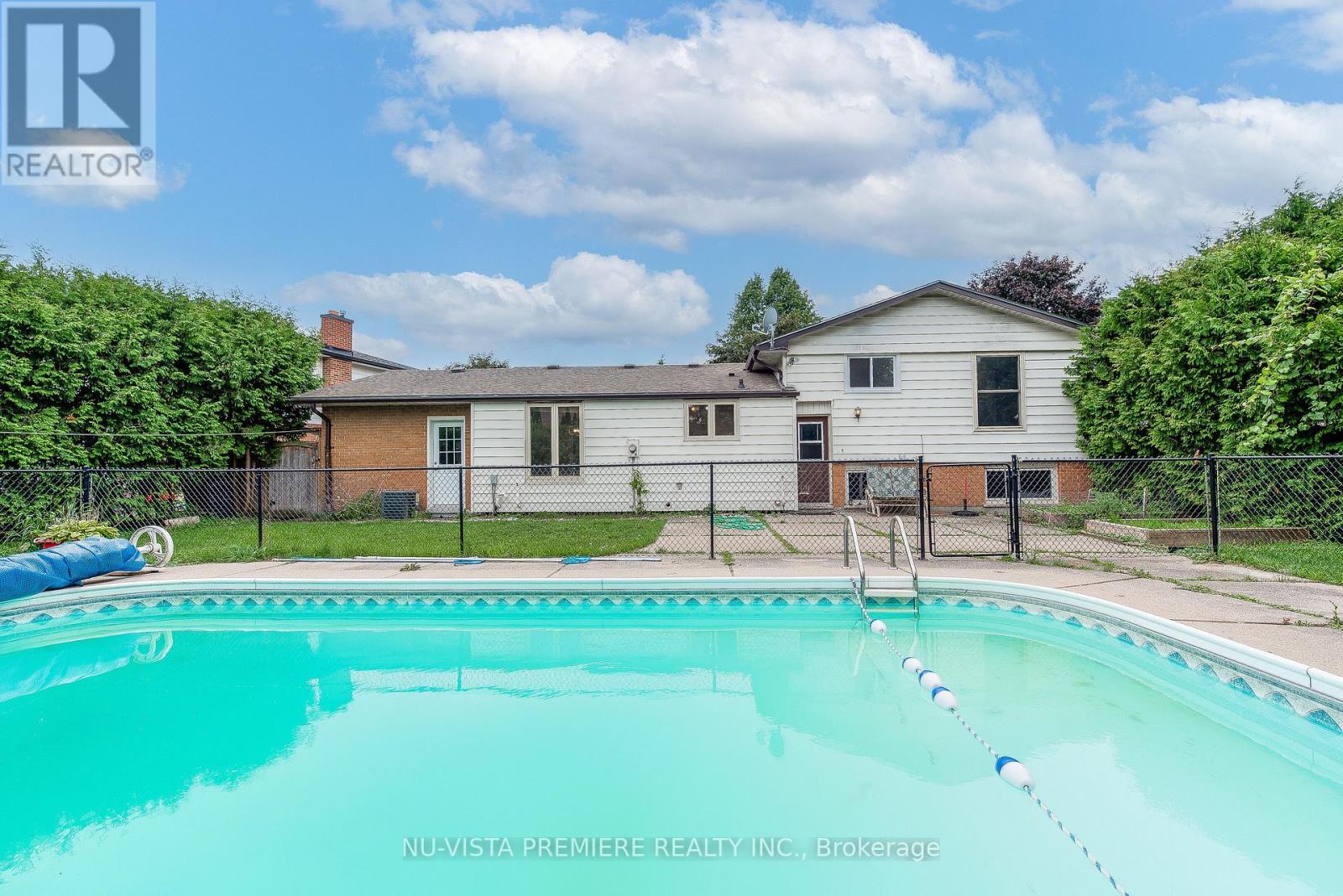 57 Mctaggart Crescent, London North, Ontario  N5X 2E2 - Photo 32 - X12371560