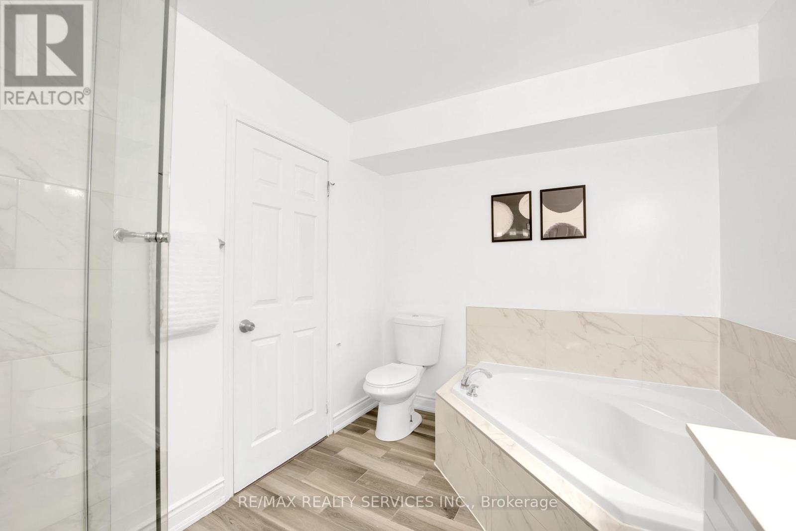 45 - 3059 Finch Avenue W, Toronto, Ontario  M9M 0A7 - Photo 25 - W12362435