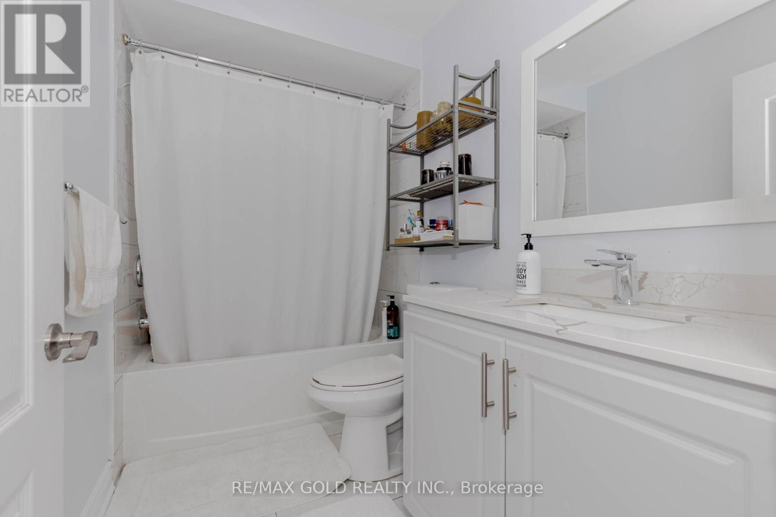 34 Folgate Crescent, Brampton (Sandringham-Wellington North), Ontario  L6R 0B3 - Photo 41 - W12369436