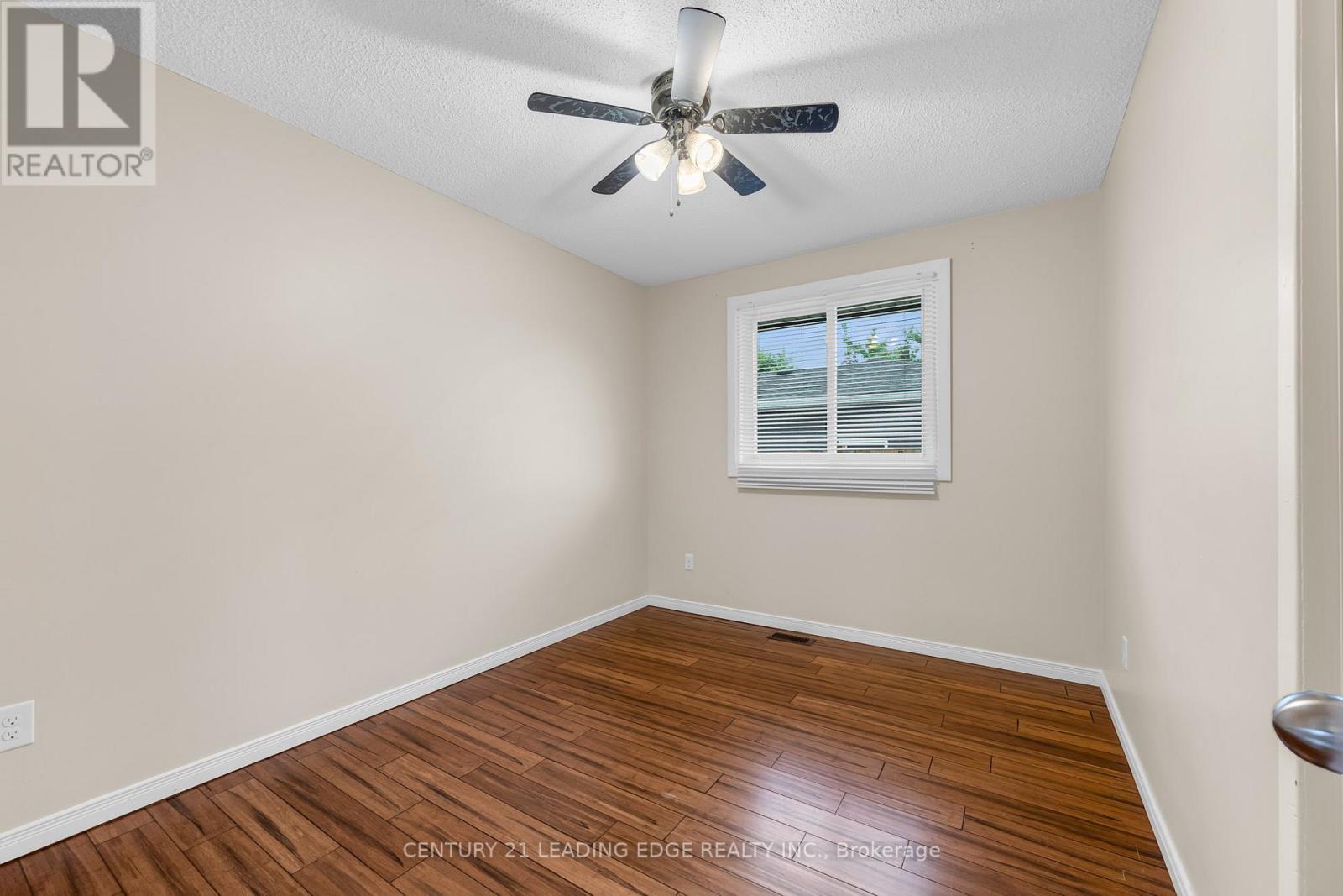 636 Crescent Road, Fort Erie, Ontario  L2A 4P8 - Photo 15 - X12371525