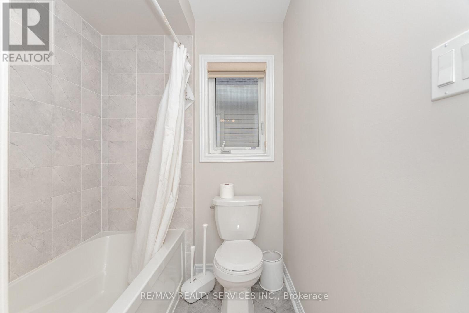 30 Oldham Avenue, Brant, Ontario  N3L 0H2 - Photo 41 - X12371549