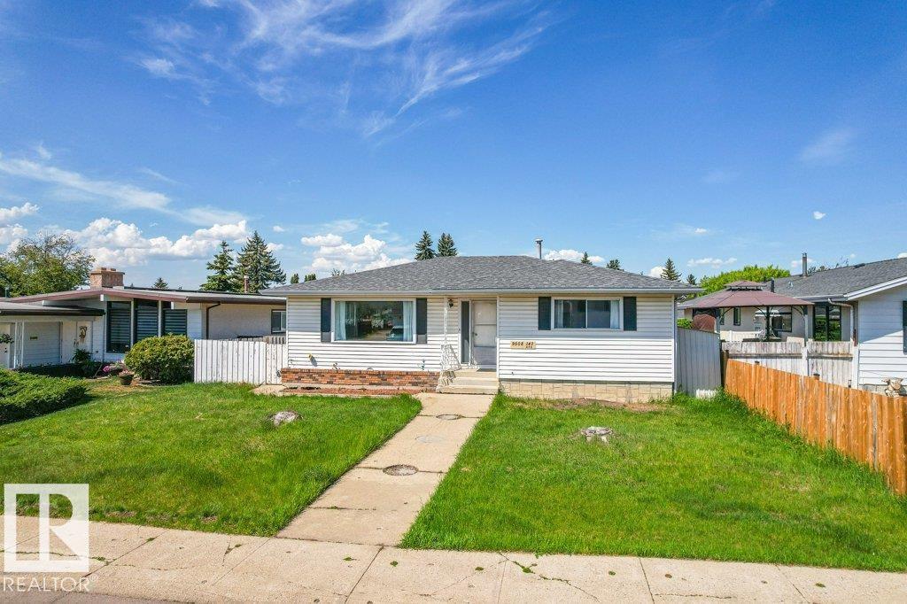 9508 147 Av Nw, Edmonton, Alberta  T5E 2K6 - Photo 2 - E4455420