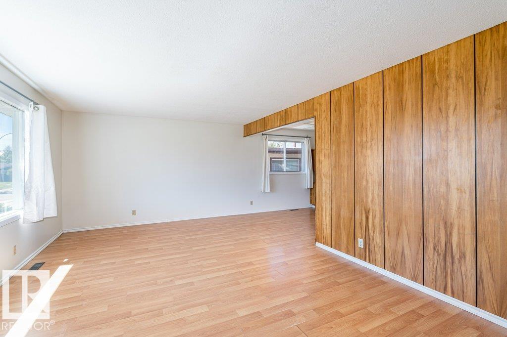 9508 147 Av Nw, Edmonton, Alberta  T5E 2K6 - Photo 4 - E4455420