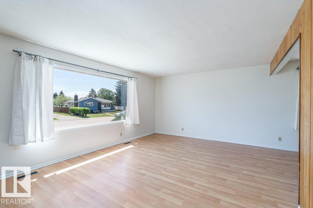 9508 147 Av Nw, Edmonton, Alberta  T5E 2K6 - Photo 6 - E4455420