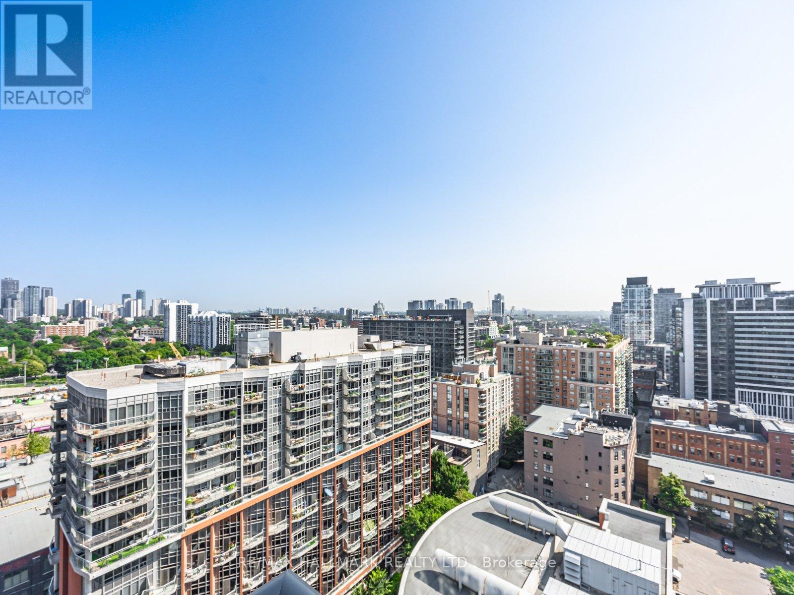 1704 - 105 George Street, Toronto, Ontario  M5A 0L4 - Photo 14 - C12371554