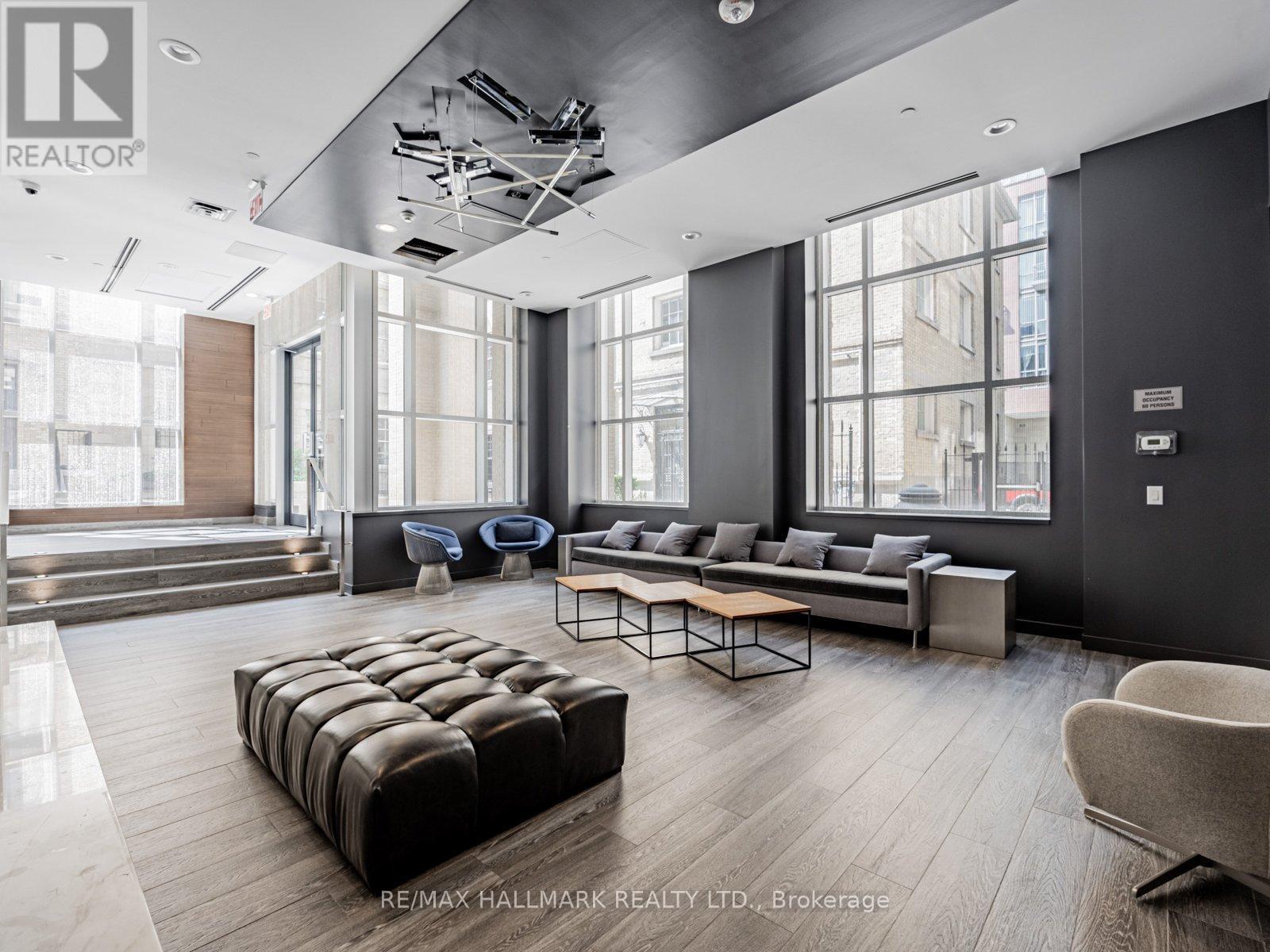 1704 - 105 George Street, Toronto, Ontario  M5A 0L4 - Photo 19 - C12371554