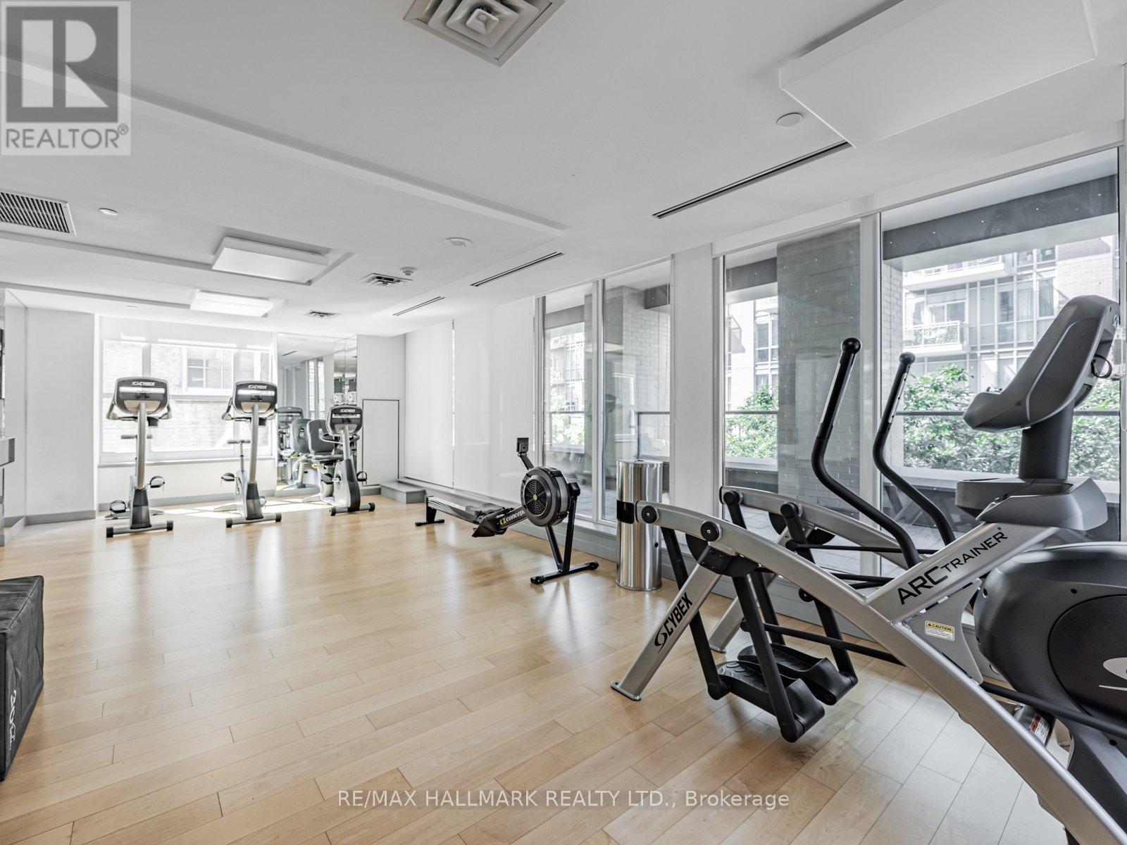 1704 - 105 George Street, Toronto, Ontario  M5A 0L4 - Photo 20 - C12371554