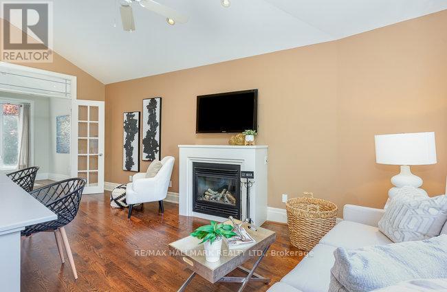 Property at 7 TIZZARD AVENUE image 5