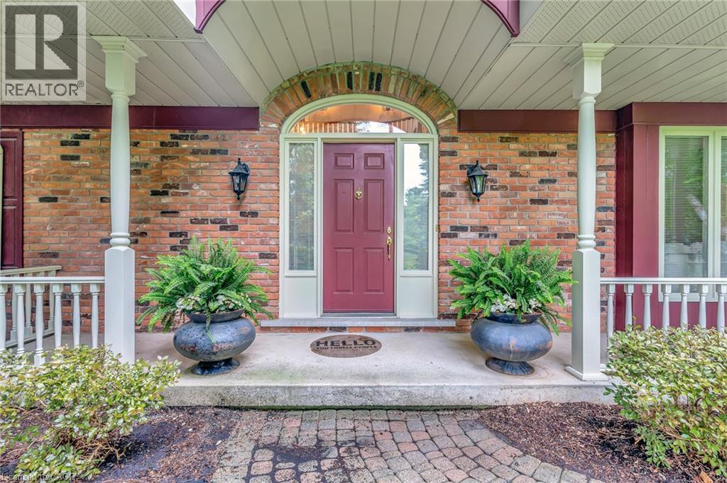 22 Deerpath Court, Cambridge, Ontario  N1T 1H7 - Photo 3 - 40764778