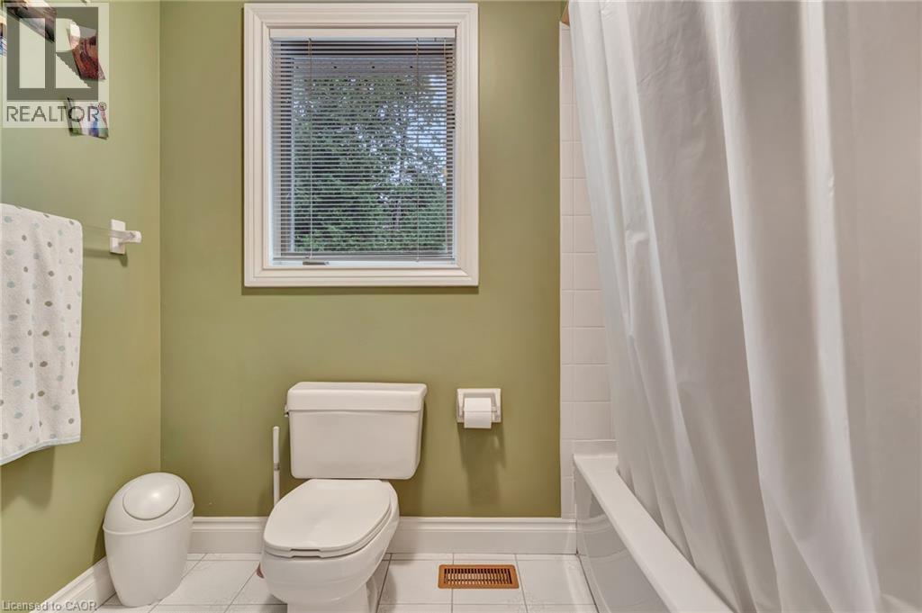22 Deerpath Court, Cambridge, Ontario  N1T 1H7 - Photo 33 - 40764778
