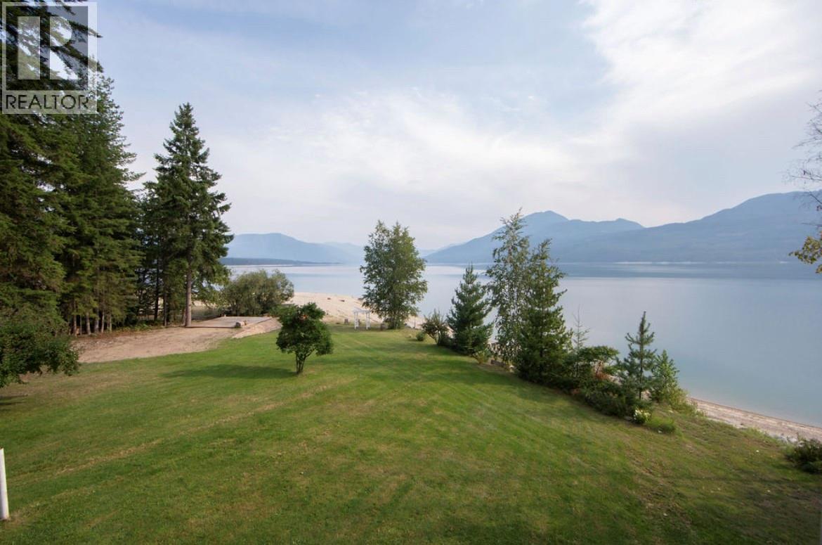 3242 Highway 23, Nakusp, British Columbia  V0G 1R1 - Photo 8 - 10360393