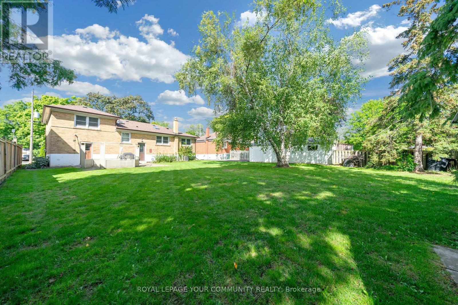 9 Theresa Avenue, Toronto, Ontario  M2M 1W4 - Photo 20 - C12371596