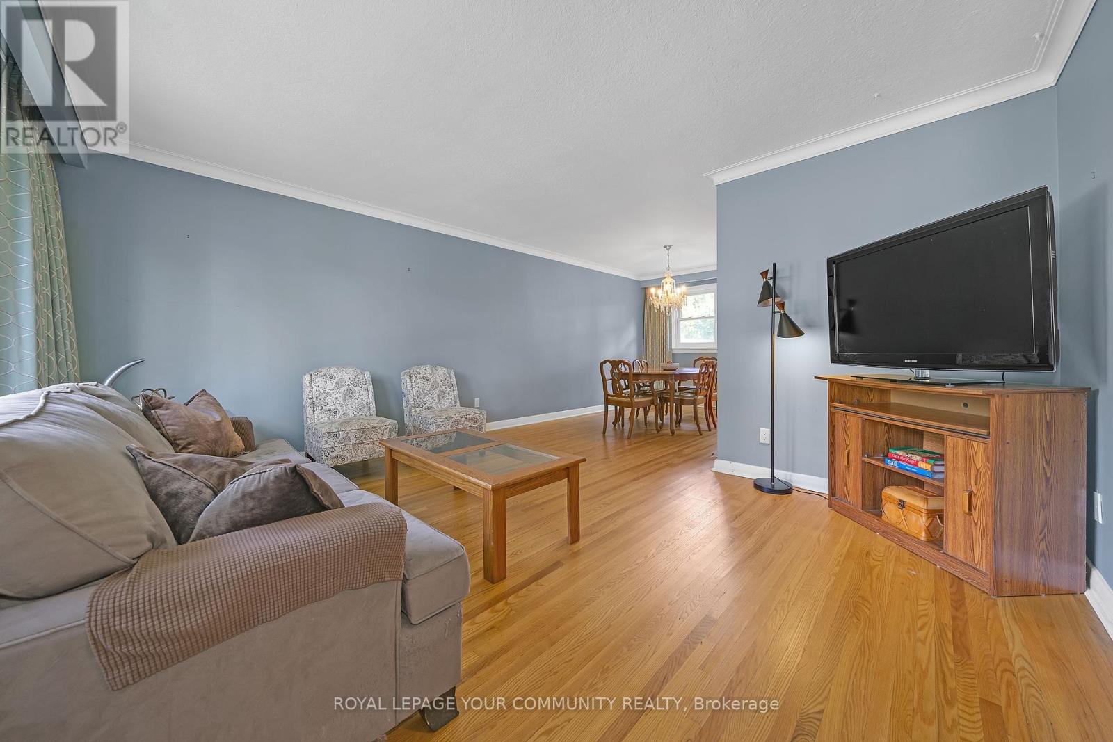 9 Theresa Avenue, Toronto, Ontario  M2M 1W4 - Photo 5 - C12371596