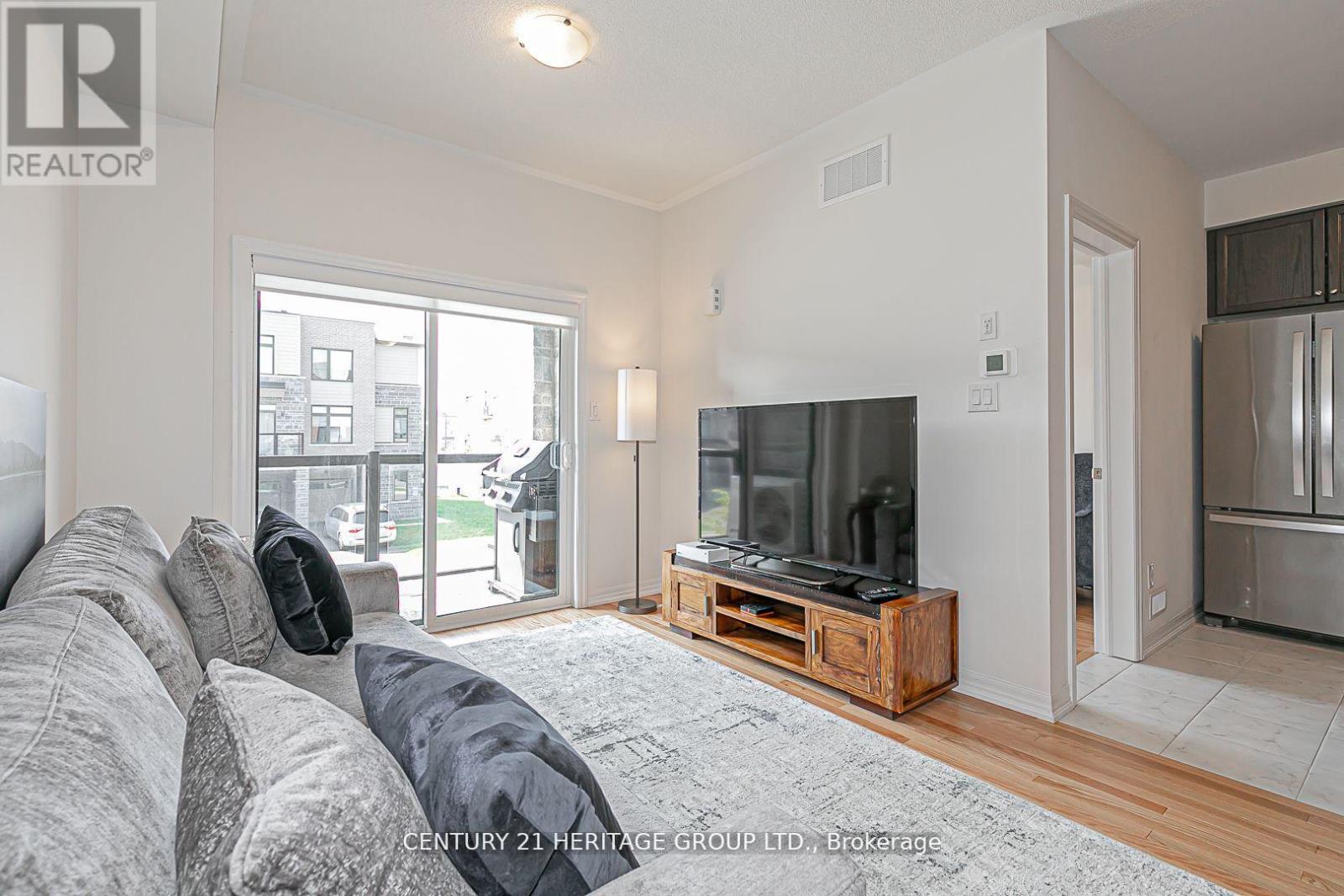 50 Delano Way, Newmarket, Ontario  L3X 0L4 - Photo 8 - N12371580