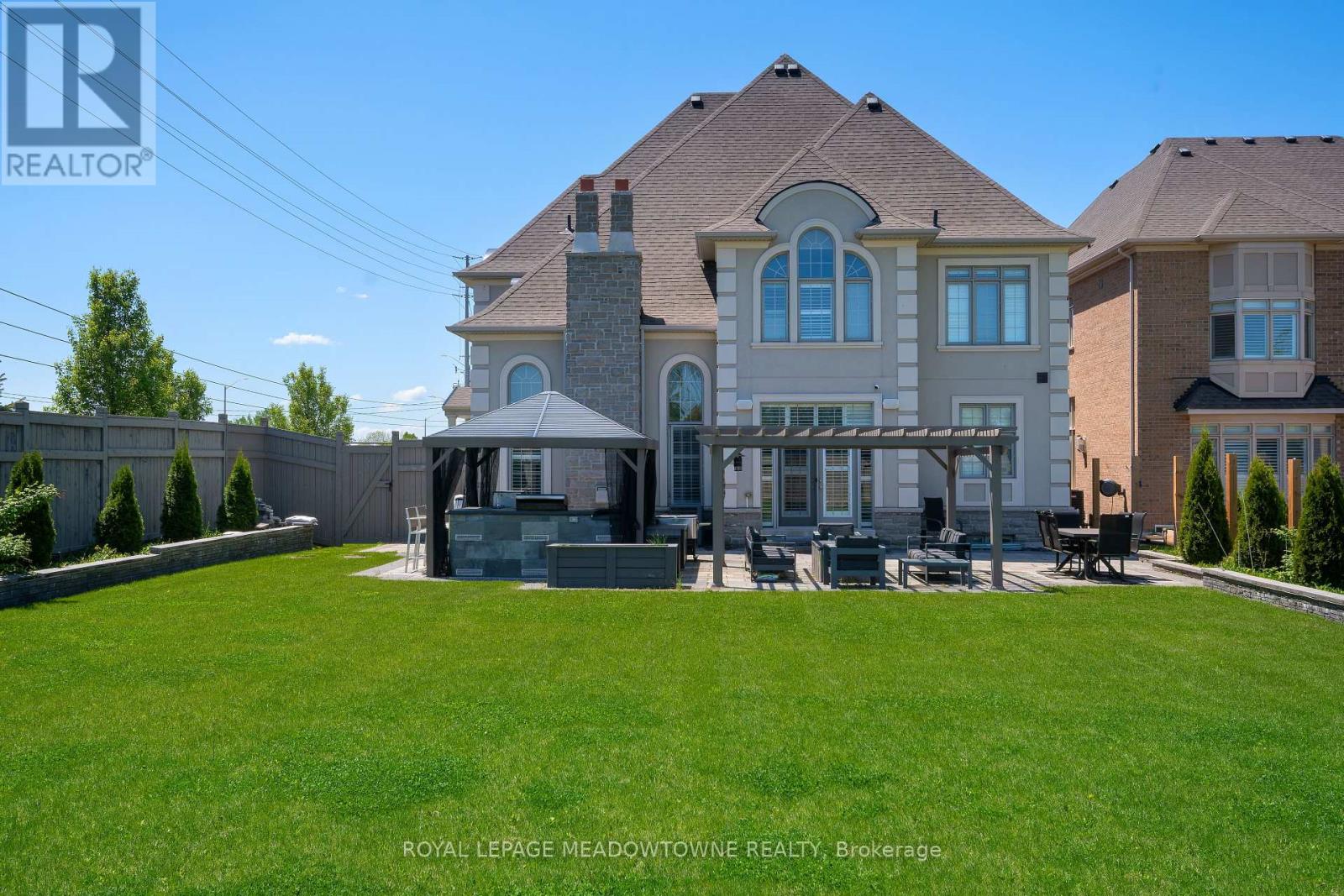 1 Royal West Drive, Brampton, Ontario  L6X 2X3 - Photo 49 - W12371615