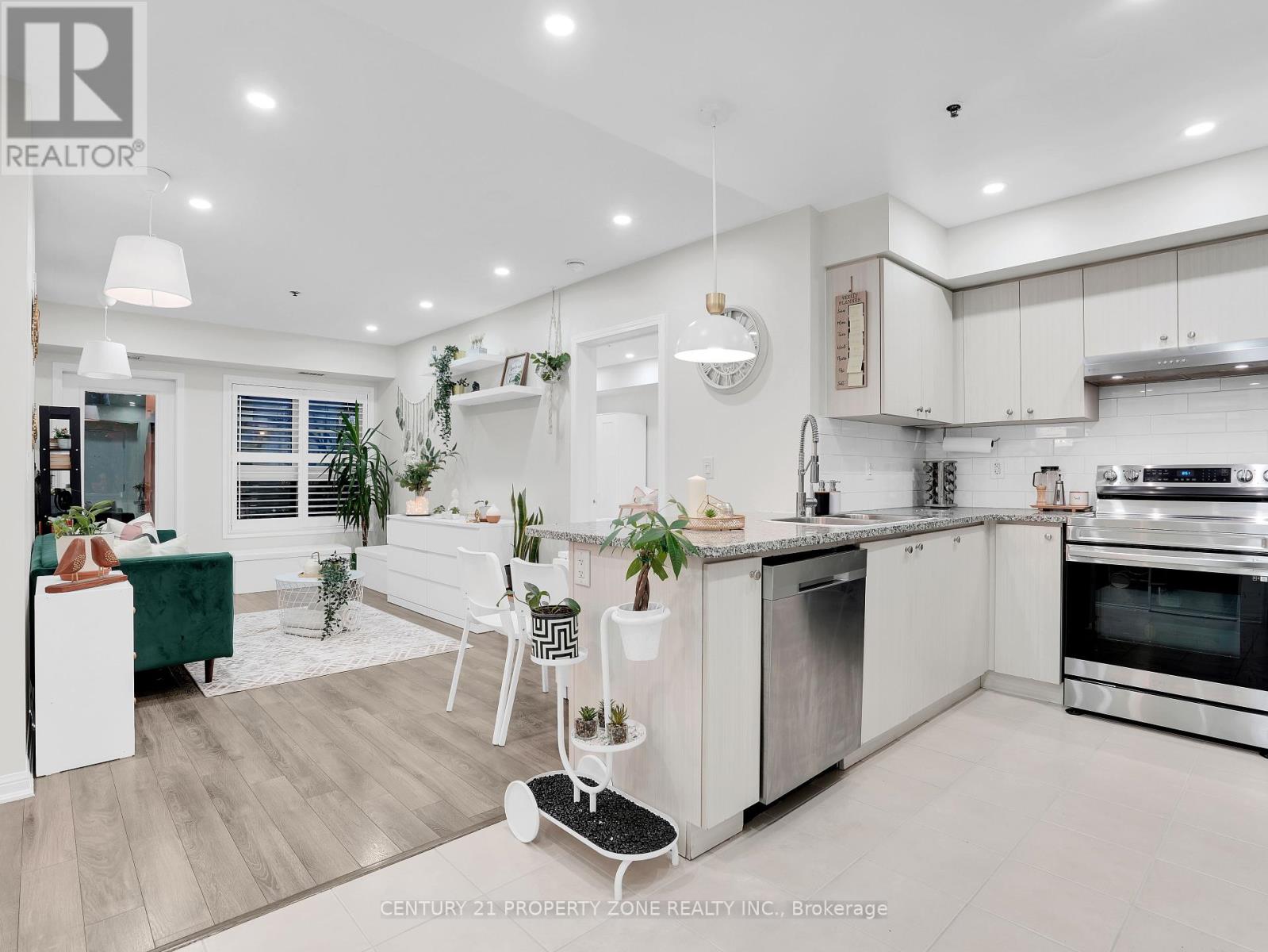205 - 70 BAYCLIFFE CRESCENT, Brampton, Ontario